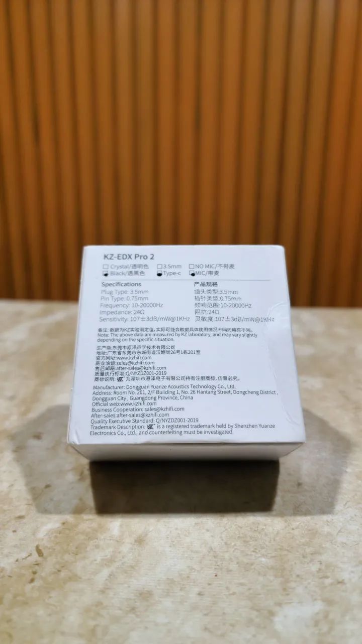 Fone KZ EDX Pro 2 USB-C com Microfone - Preto e Dourado - Foto 4