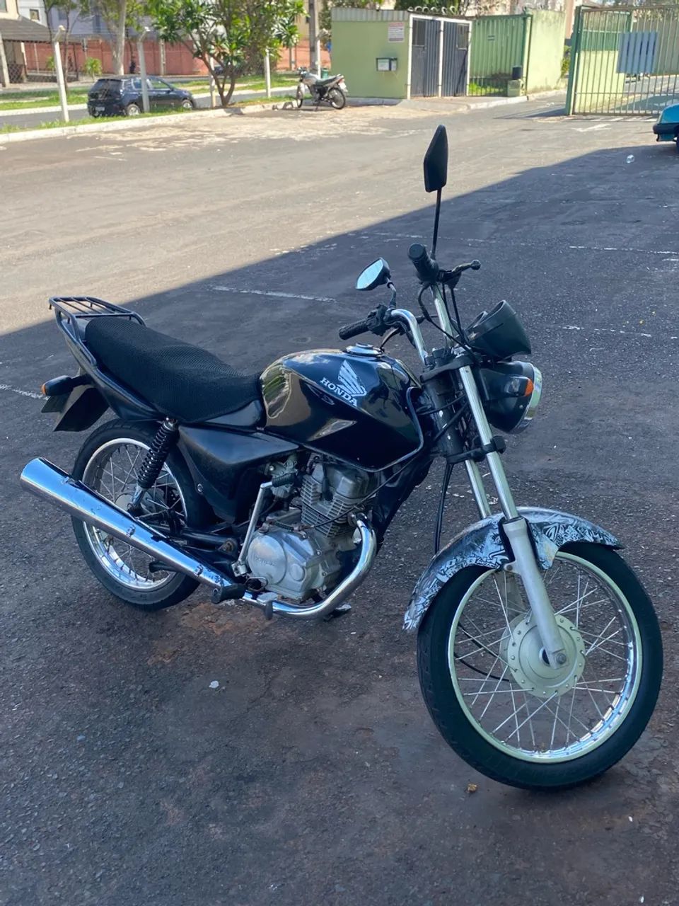 Vendo CG 150 KS 2008.