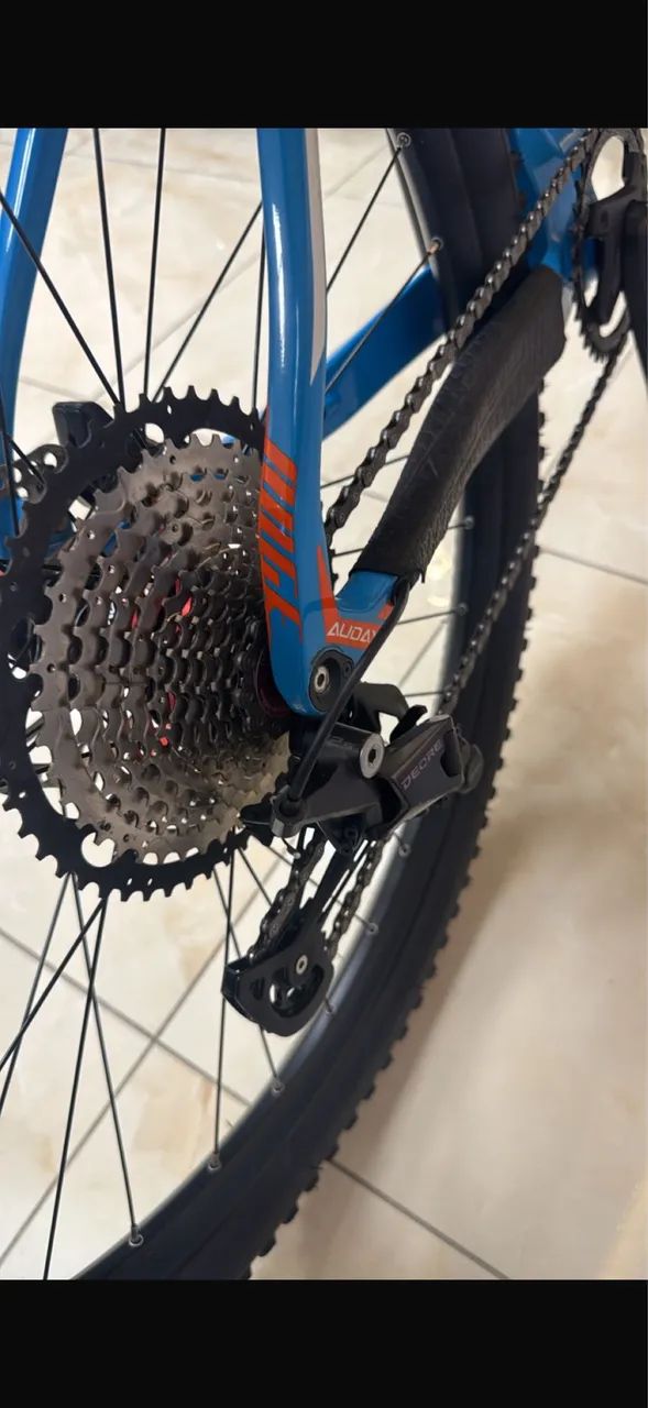 Bicicleta de carbono - Foto 2