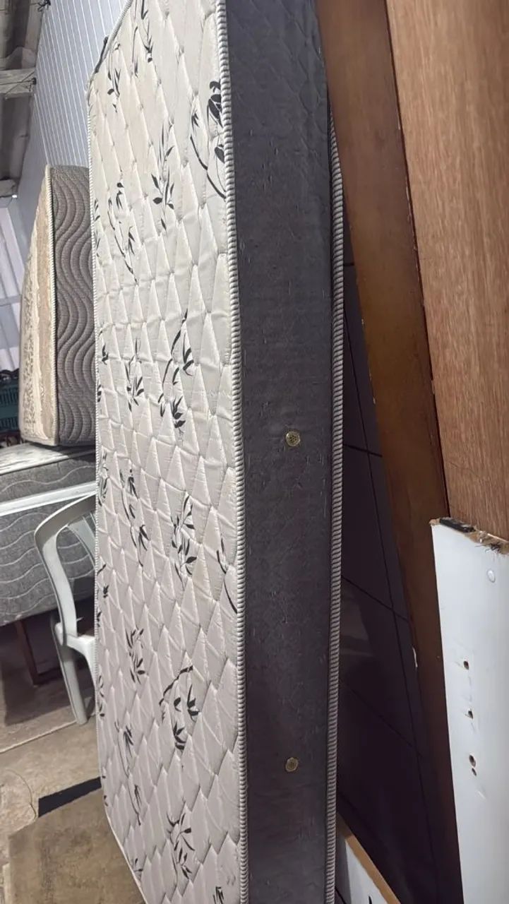 Vendo colchão de solteiro  - Foto 4
