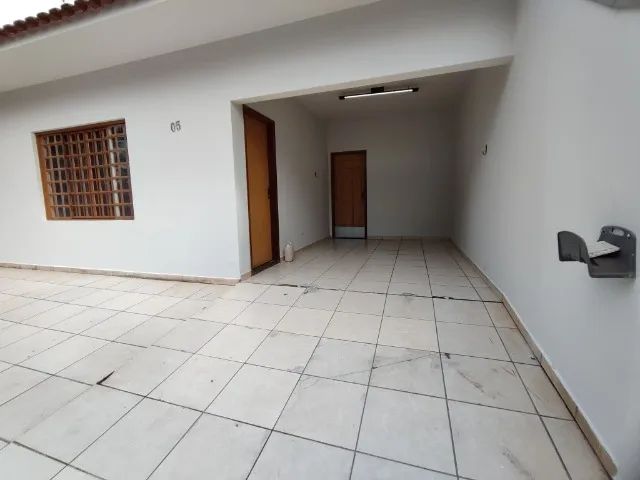 Casa Geminada com ótima localização Jardim Oasis. - Foto 2