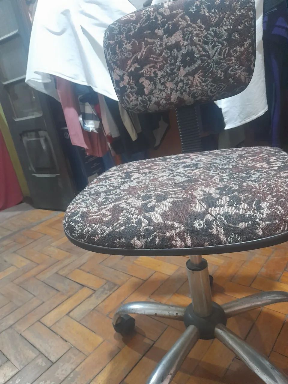 CADEIRA DE ESCRITÓRIO  - Foto 5