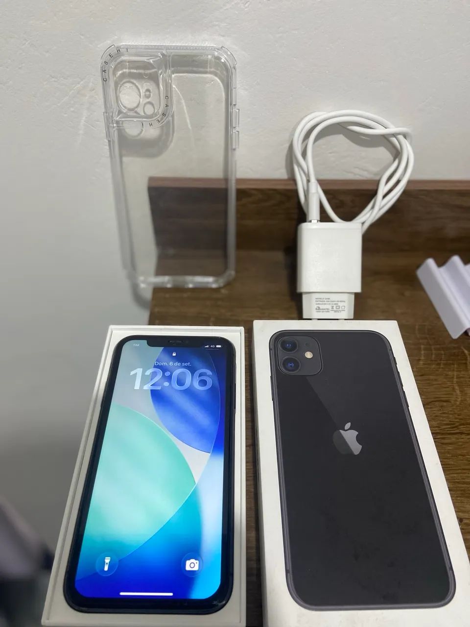 iPhone 11 64GB Preto Original + Caixa e Carregador - Foto 2