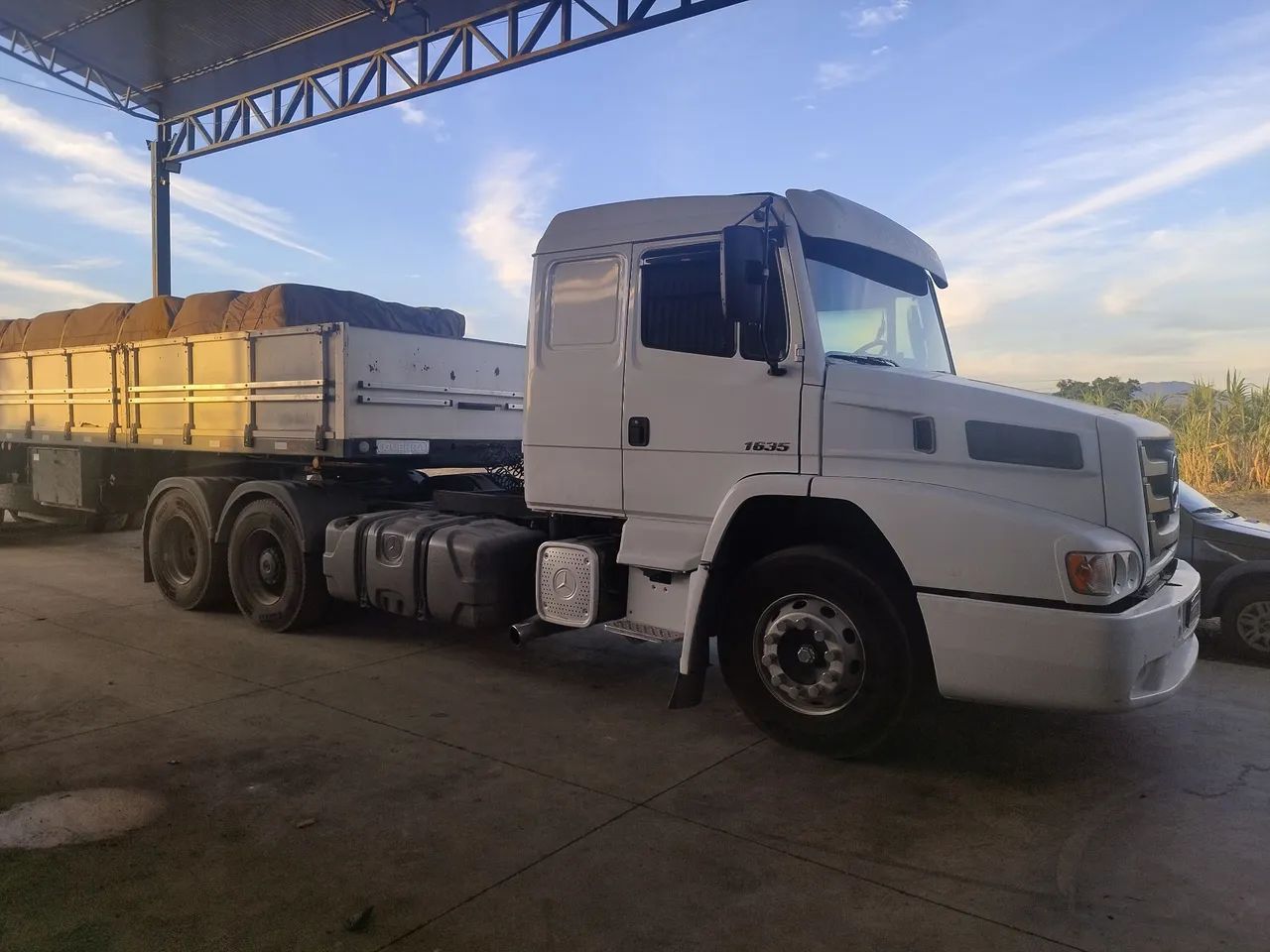 Caminhao Mb Atron 1635 - Foto 2