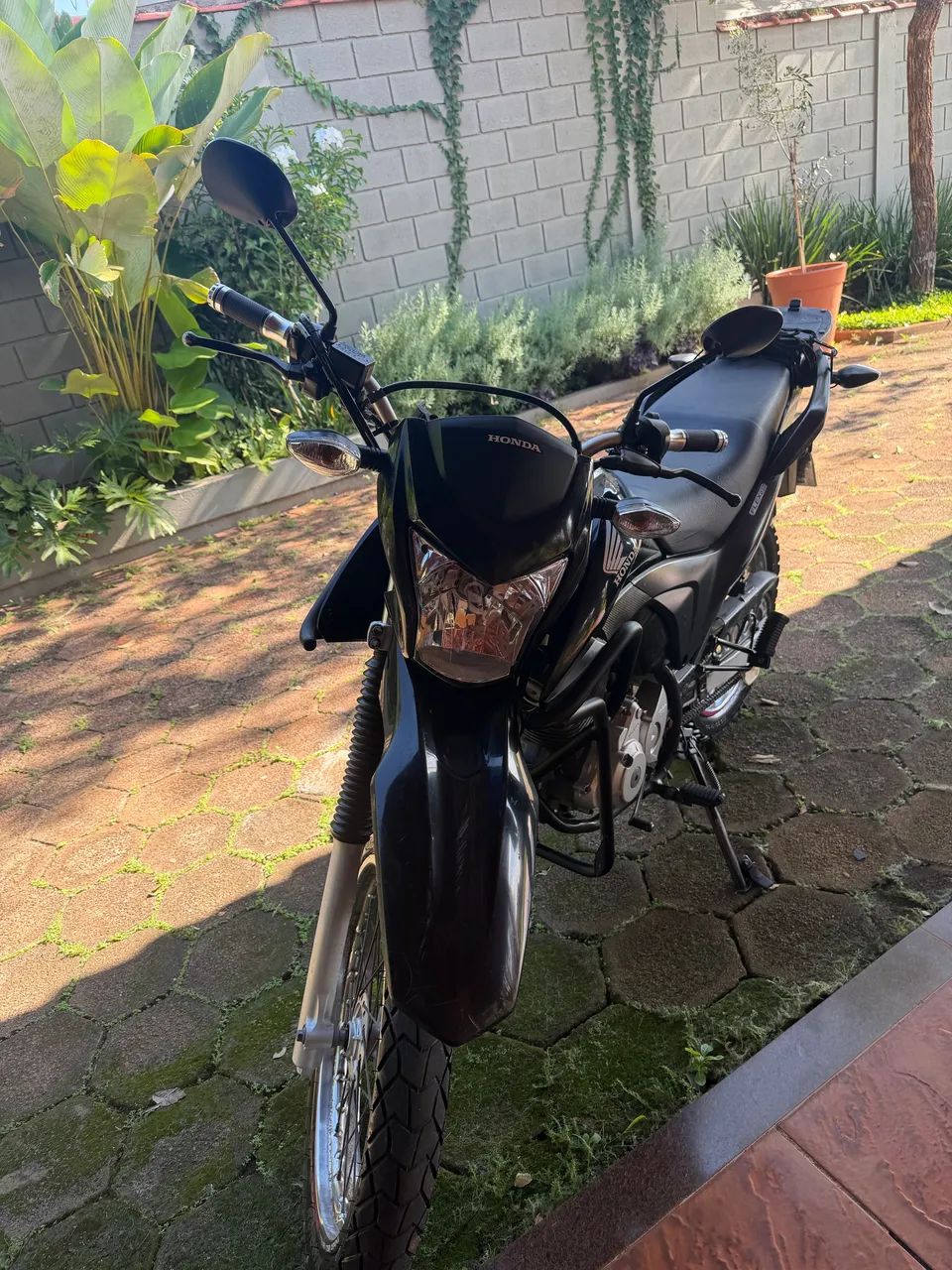 Honda Bros 160 ESDD 2016 - Muito bem conservada