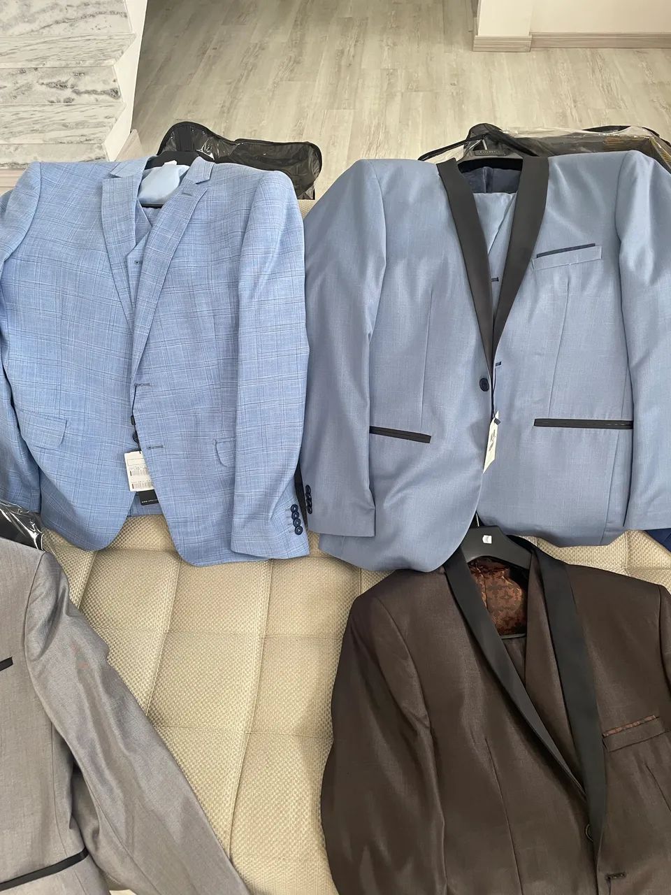 Lote de ternos masculino  - Foto 3
