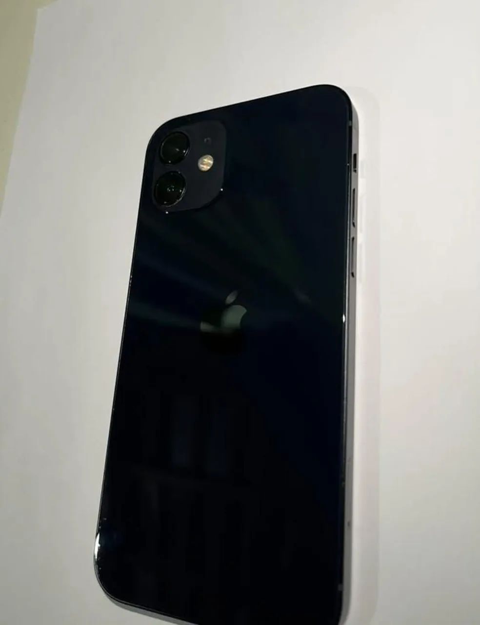 iPhone 12 64gb Preto original 84%- Tela OK Face ID ok - Foto 2
