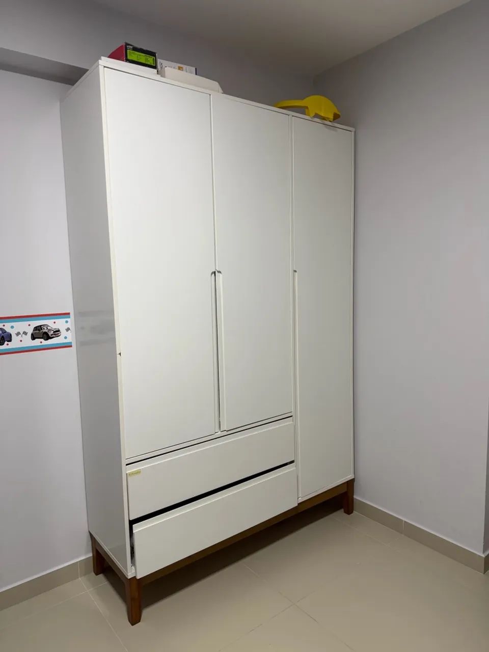 Guarda roupa infantil 