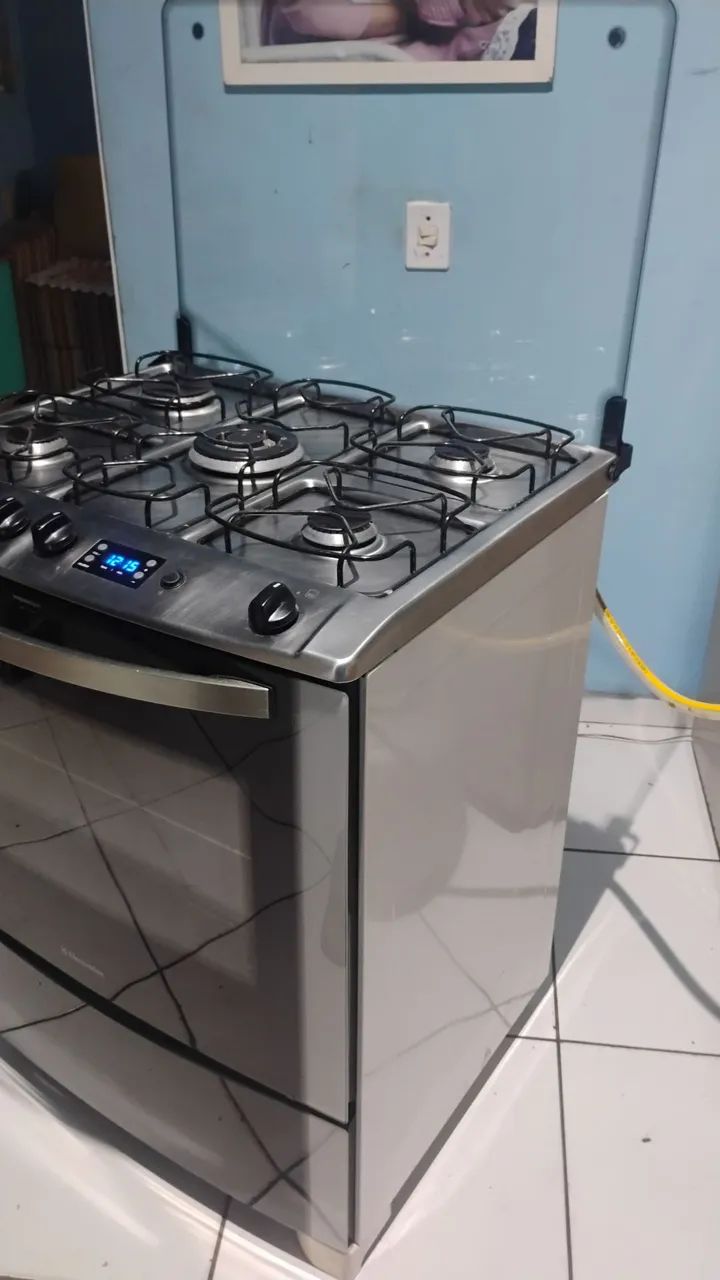 Fogão ELECTROLUX com acendimento elétrico - Foto 4