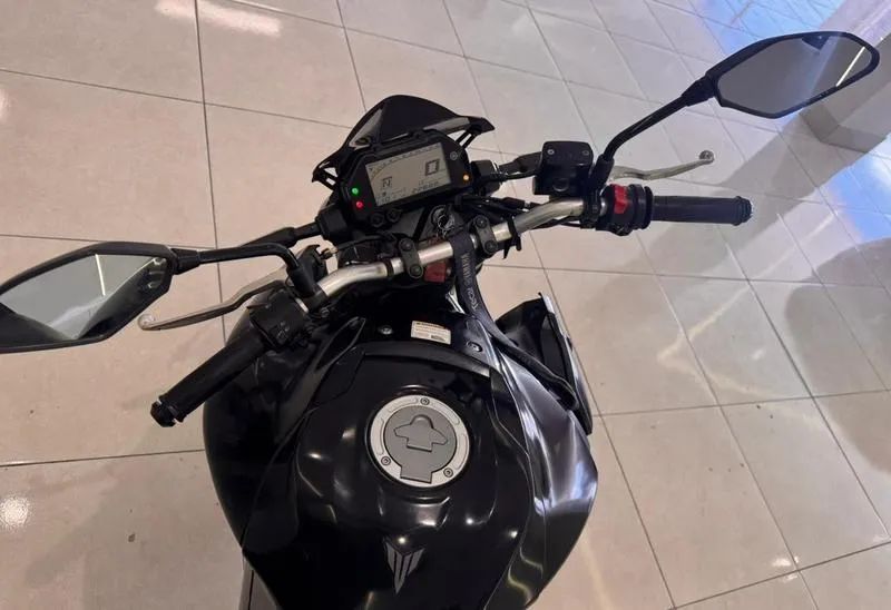 YAMAHA MT03 ABS 2024 - Foto 5