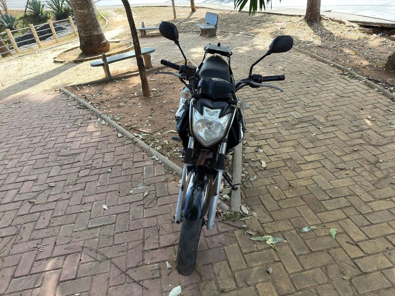 Fazer 250