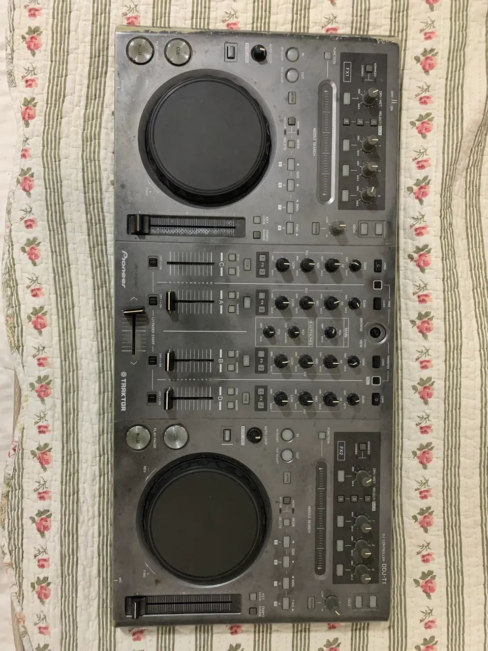 Controladora ddj t1