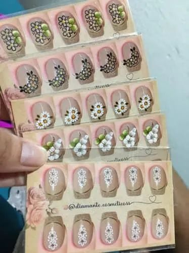 Adesivos de unhas artesanais  - Foto 3