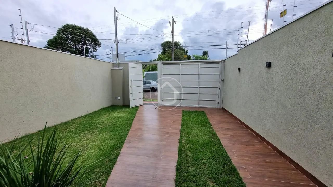 CASA COM ÁREA GOURMET E PISCINA - Foto 3