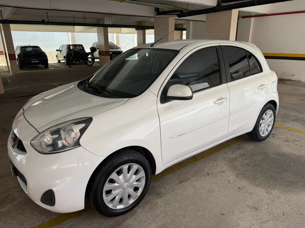 Nissan March 2015