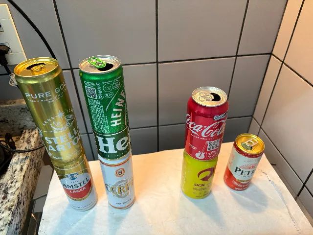 Colecao com latas diversas cervejas, refrigerantes e outras - Foto 2