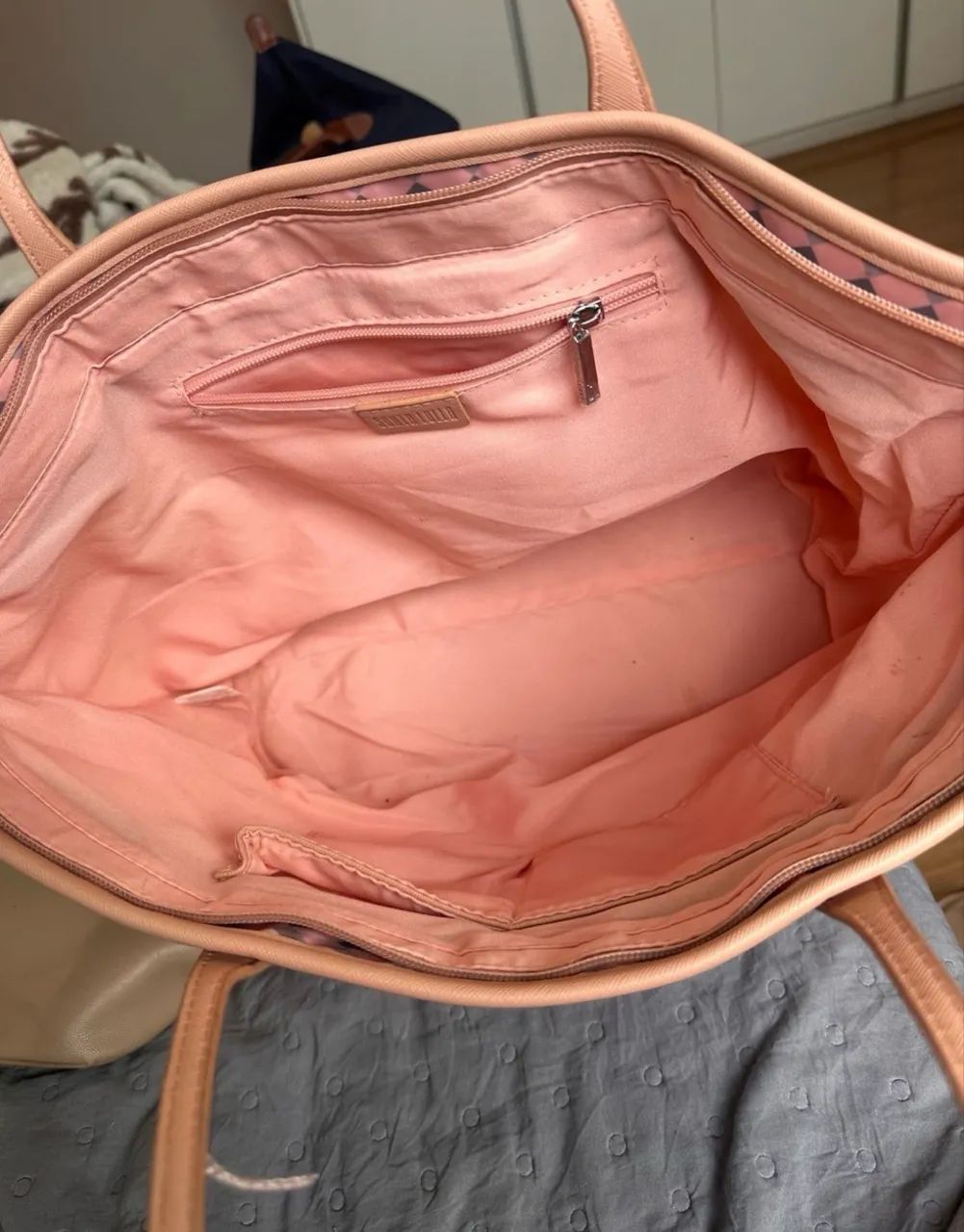Bolsa geométrica rosa Santa Lolla  - Foto 2