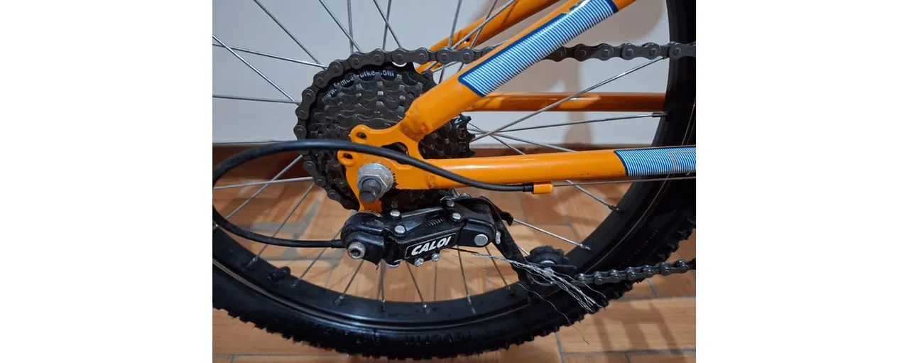Bicicleta Caloi Aro 20 semi nova  - Foto 2