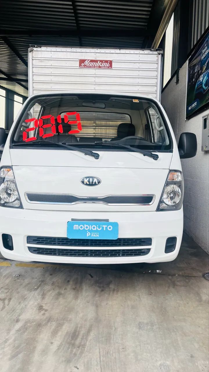 Kia bongo ano 2019 com baú  - Foto 4