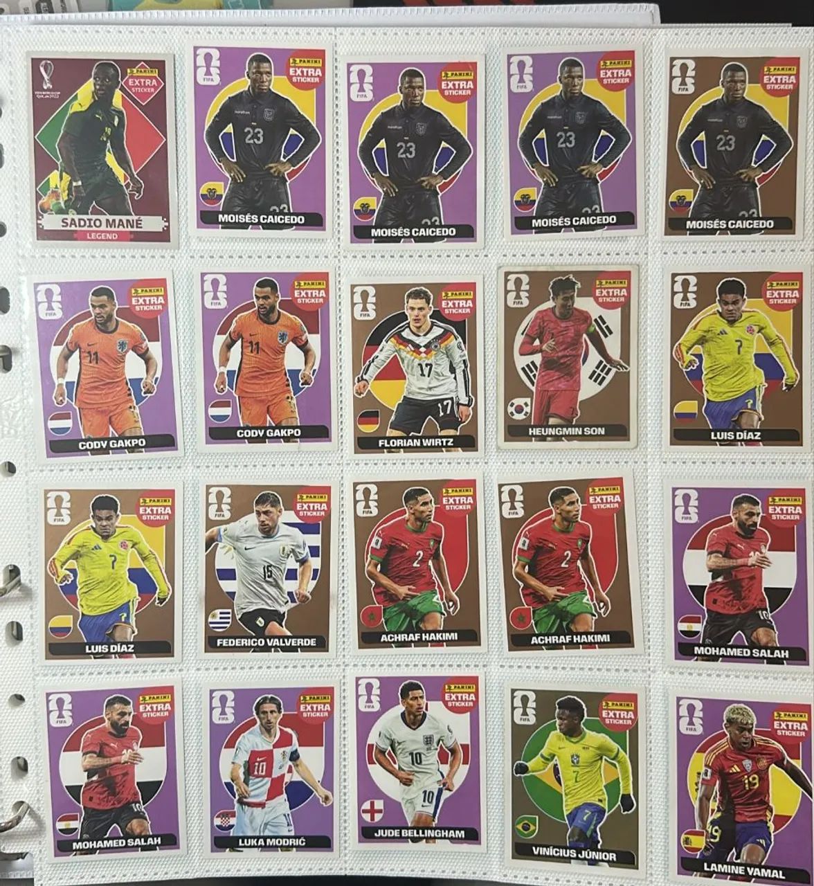 Figurinha Legend Moisés caicedo bronze - Foto 3