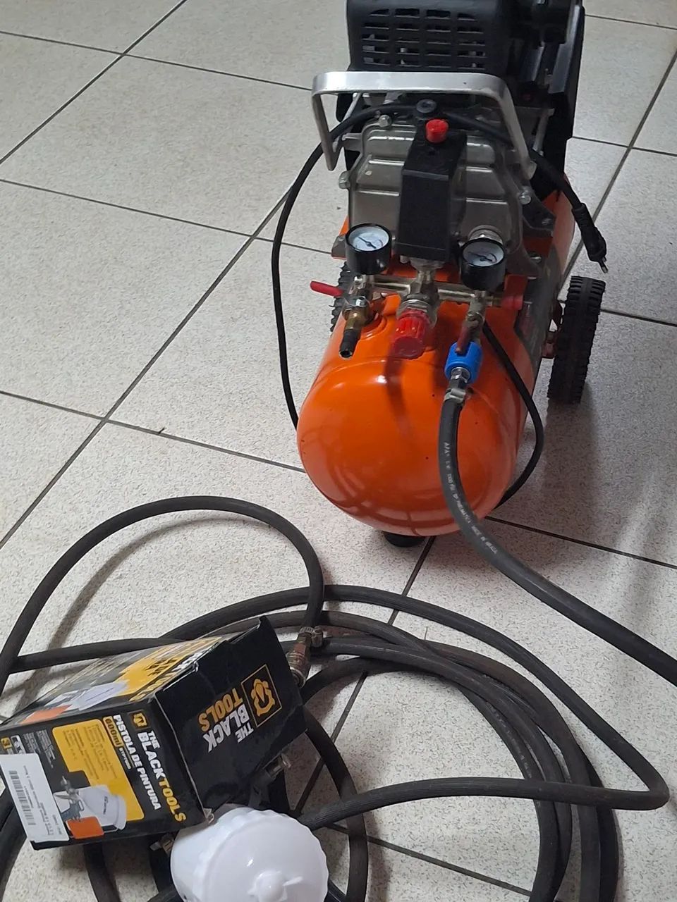 Compressor de ar 110v 25litros  - Foto 5