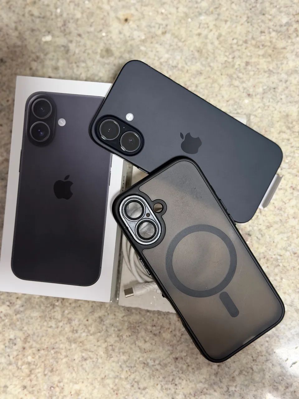 iPhone 16 - 128Gb 04 meses de uso
