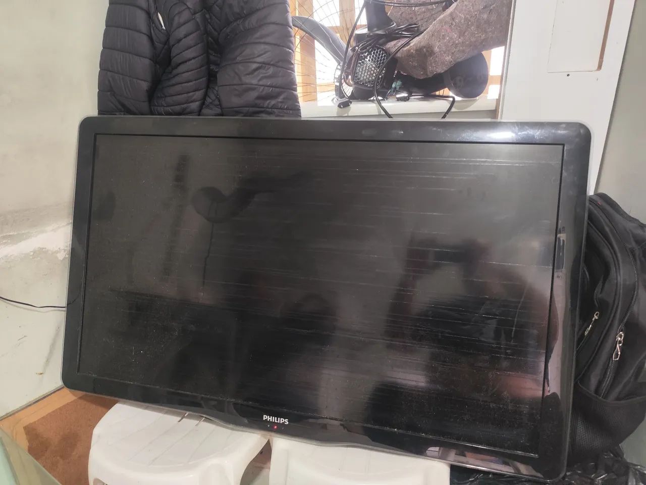 Vende se 2 TVs de 49 e 46 polegadas Philips e LG  - Foto 5