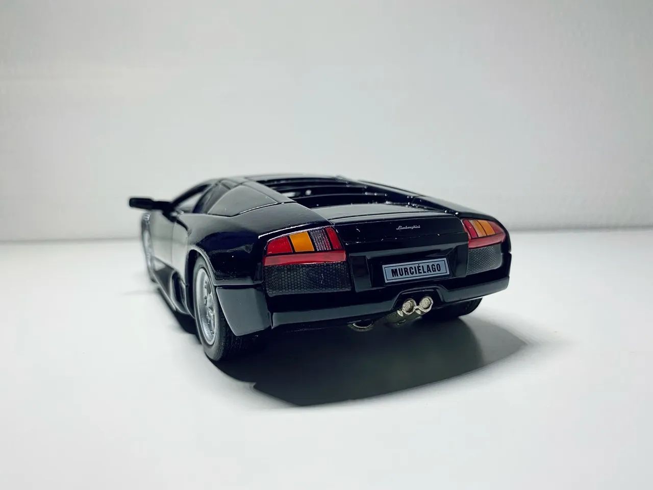 Miniatura Lamborghini Murciélago 1:24 Welly - Foto 3