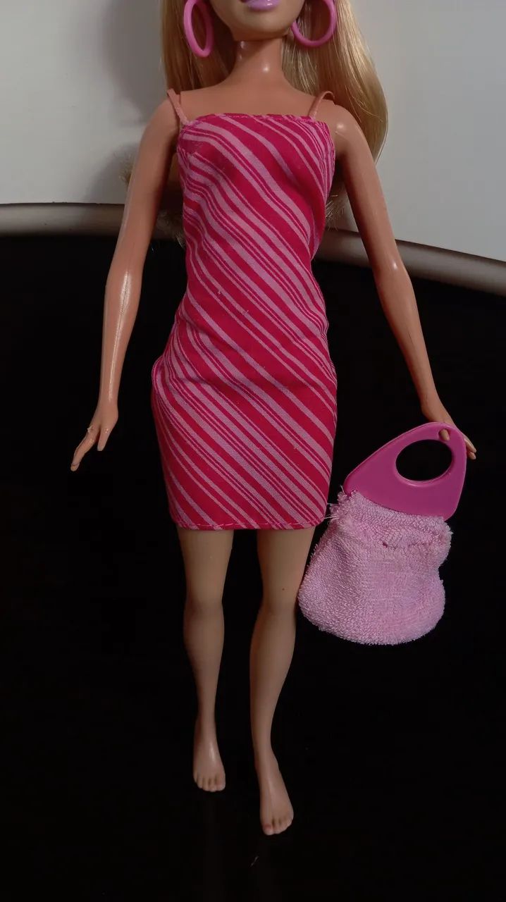 Conjunto Boneca Barbie e Ken - Praia - Foto 4
