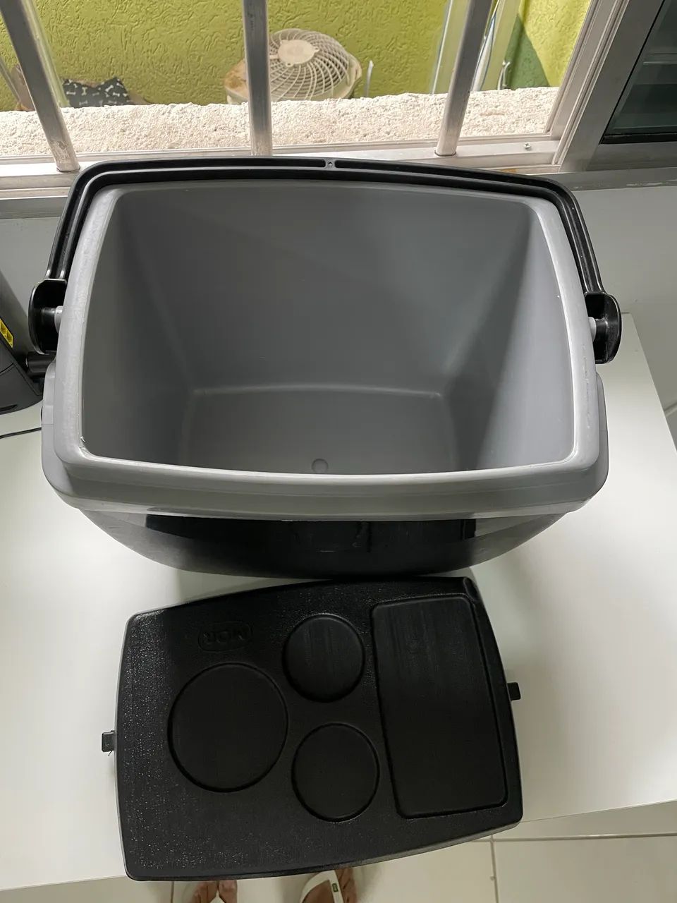 CAIXA TÉRMICA COOLER 18 LITROS COM ALÇA 