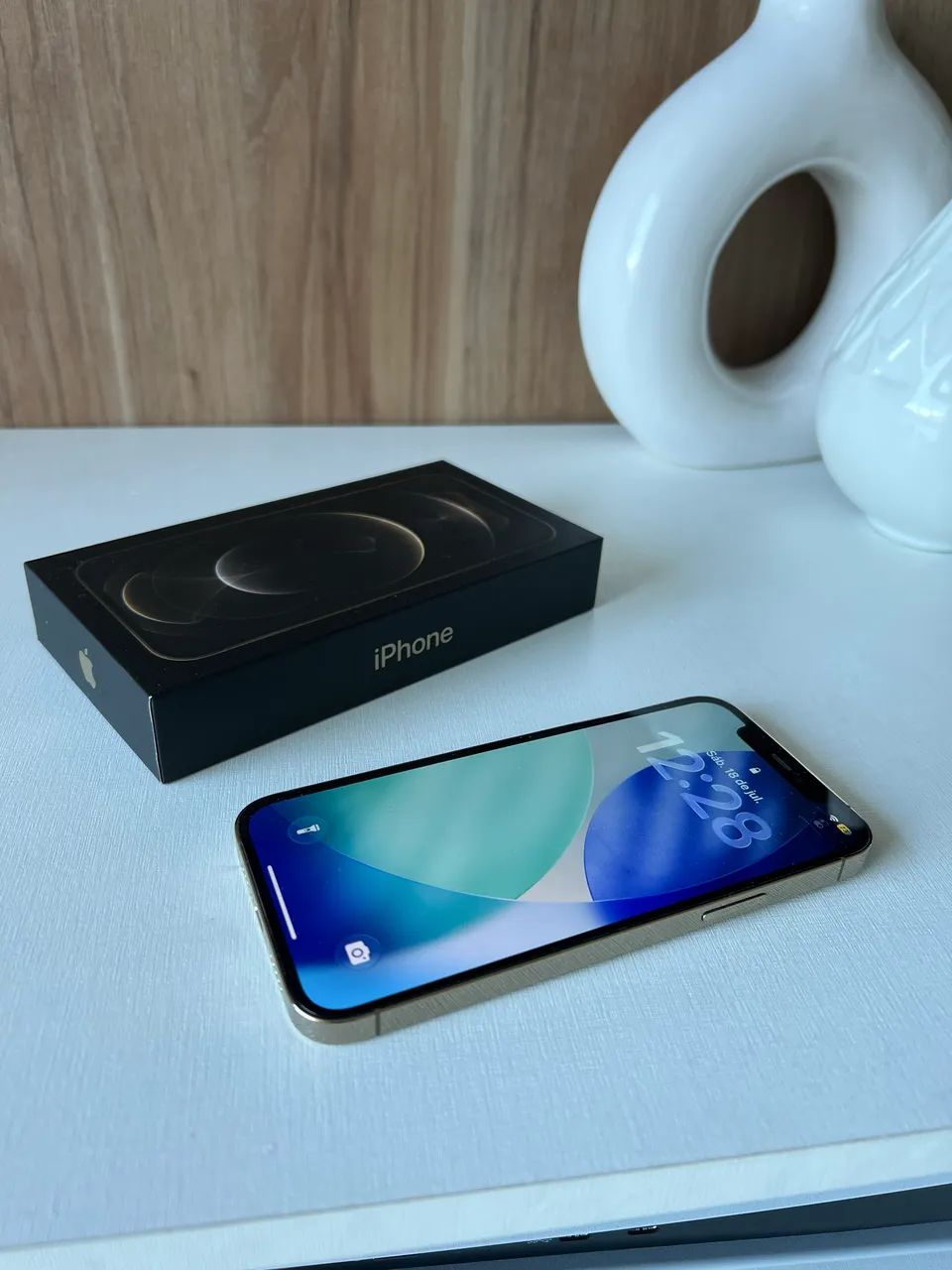 iPhone 12 Pro 256GB Gold (Sem detalhes) - 1.700 R$ - Celulares e