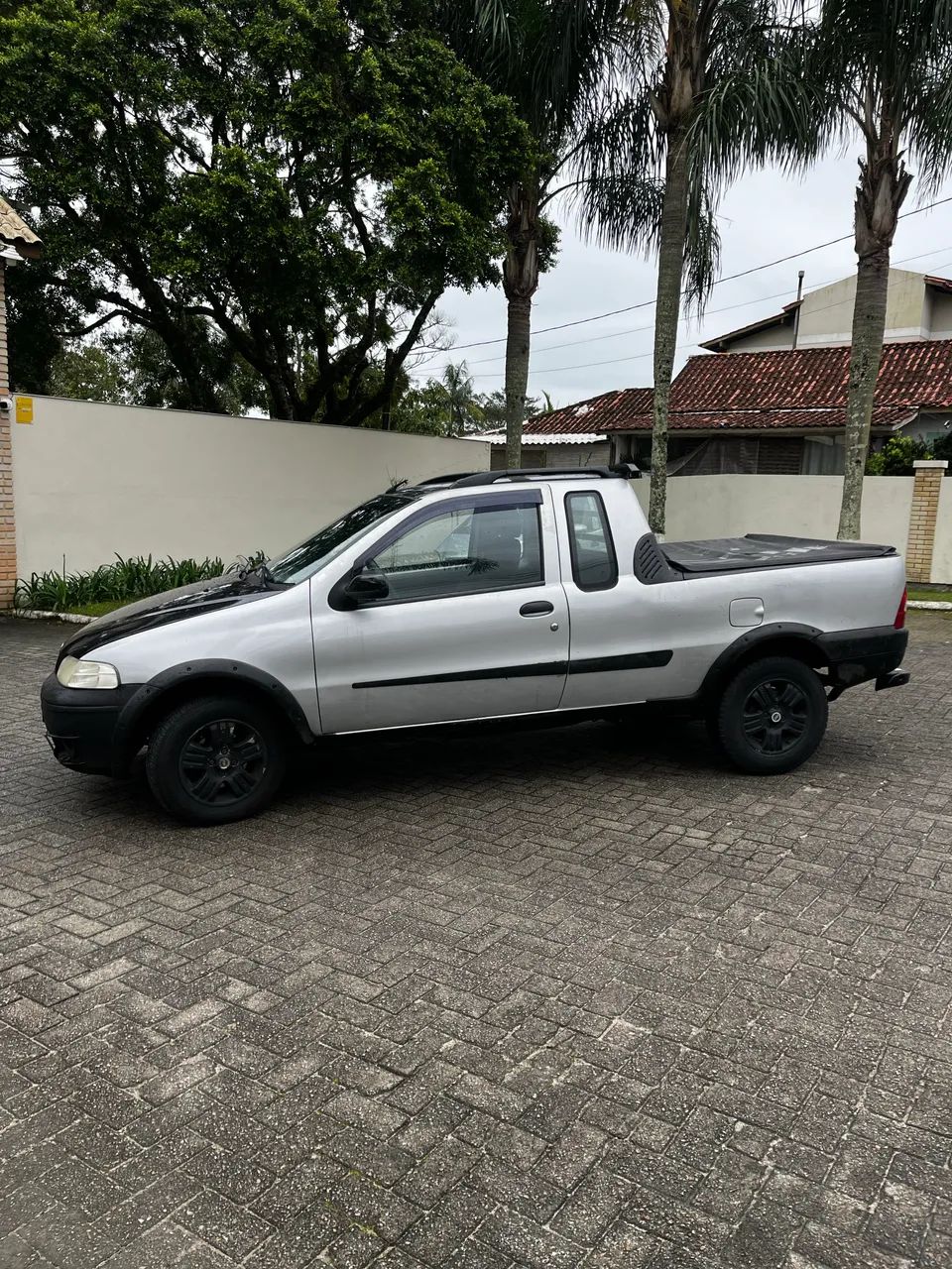 Fiat Strada 1.3 MPI Fire 8V 67cv CE 2004 - Foto 4