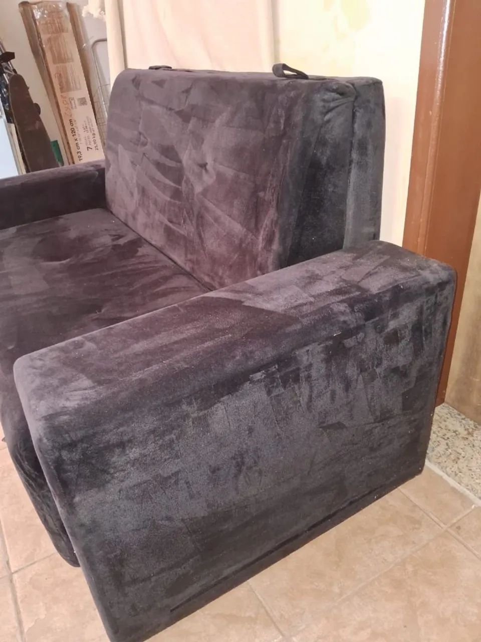 Sofa cama preto 2 lugares de suede - Foto 5