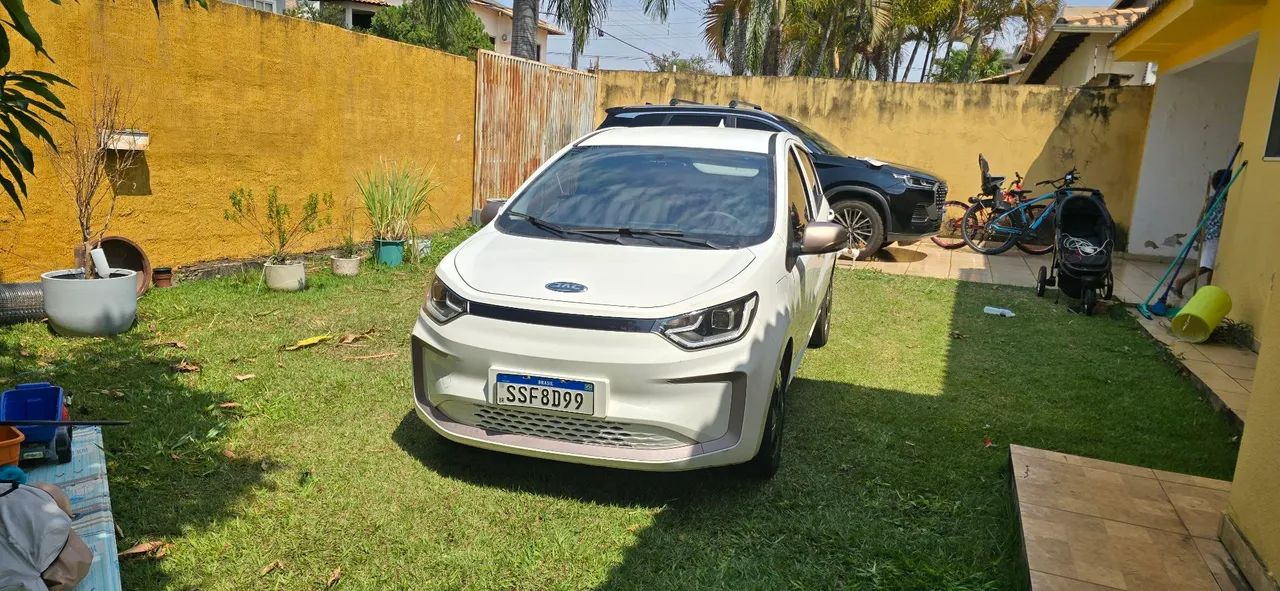 JAC E-Js1 e-JS1 62cv 5p Aut. (Elétrico) 2023