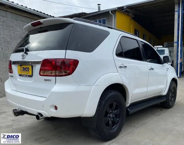 Toyota Hilux SW4 SRV 4x4 2008  - Foto 6