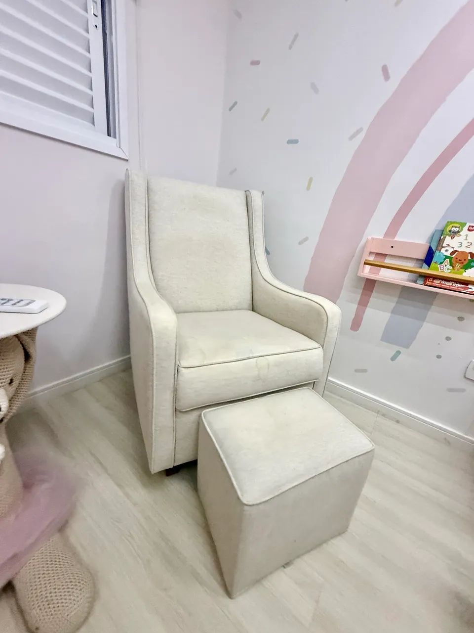 Poltrona de amamentação Lilibee