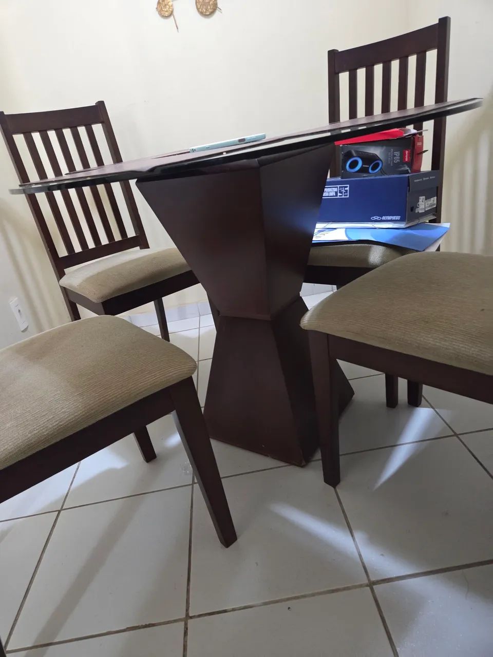 Conjunto mesa com 4 cadeiras - Foto 2