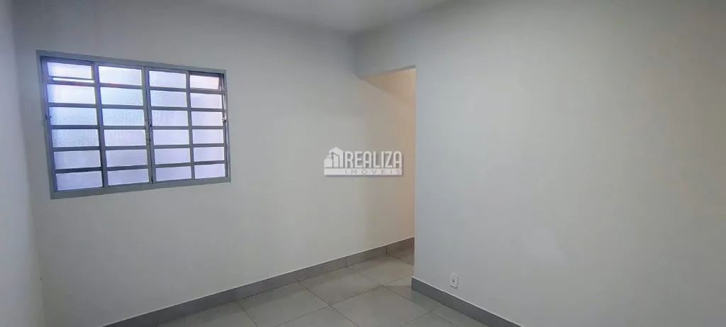 Apartamento para Alugar no Bairro Olinda, Uberaba - Foto 4