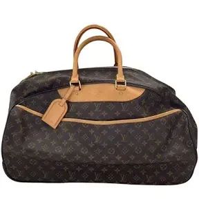 mala louis v