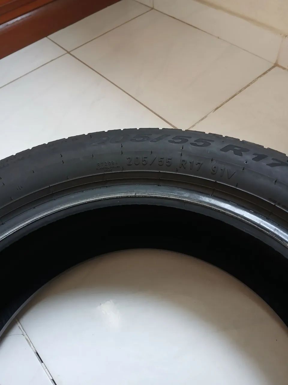 Pneu em ótimo estado  - Foto 3