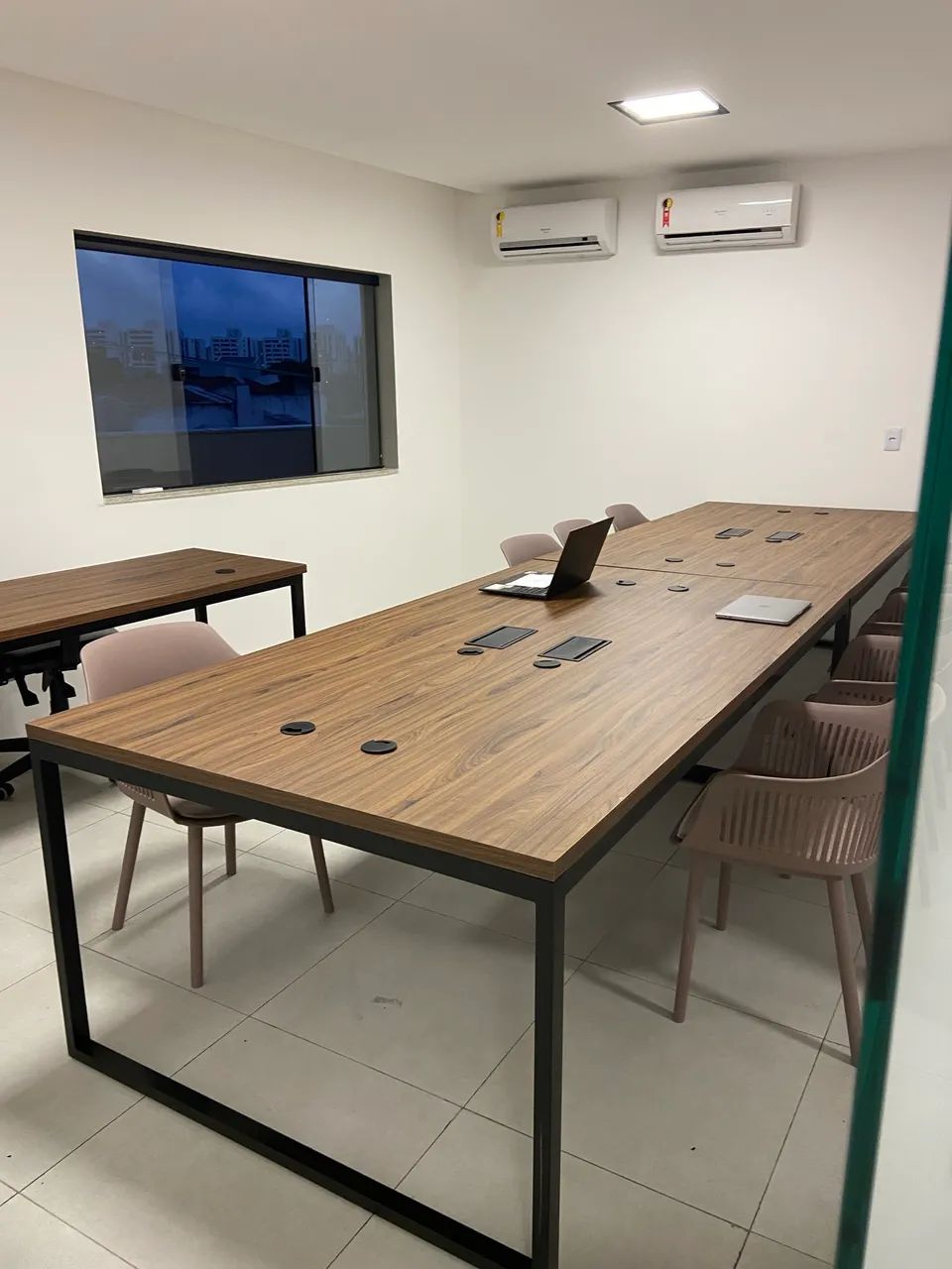 Mesa industrial para escritório 