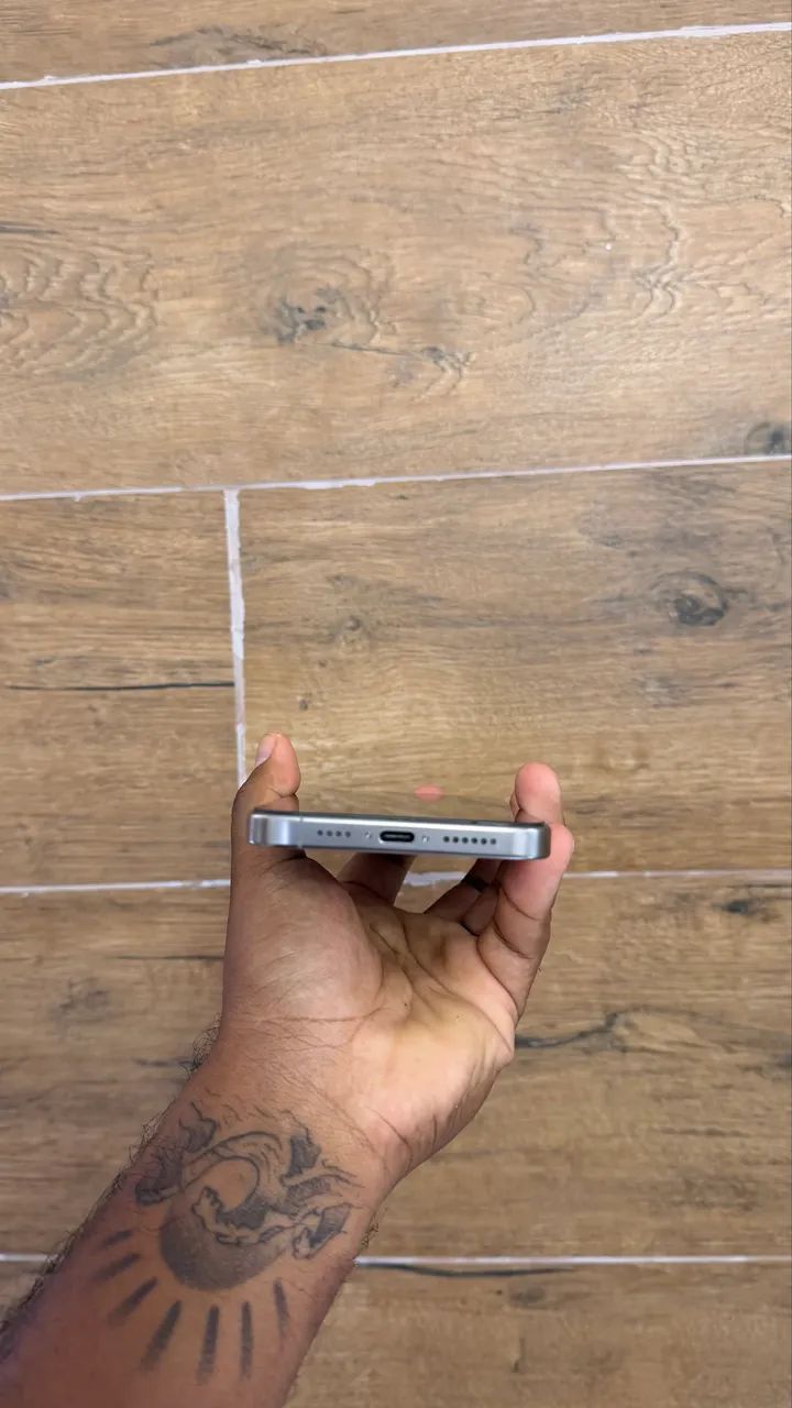 IPHONE 16 PRO MAX - Foto 5