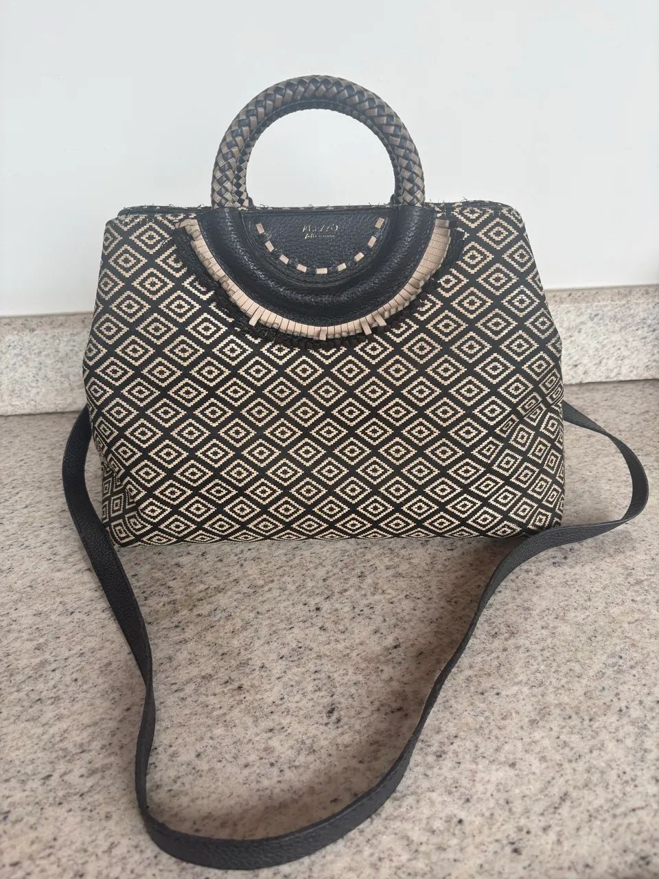 Bolsa Arezzo