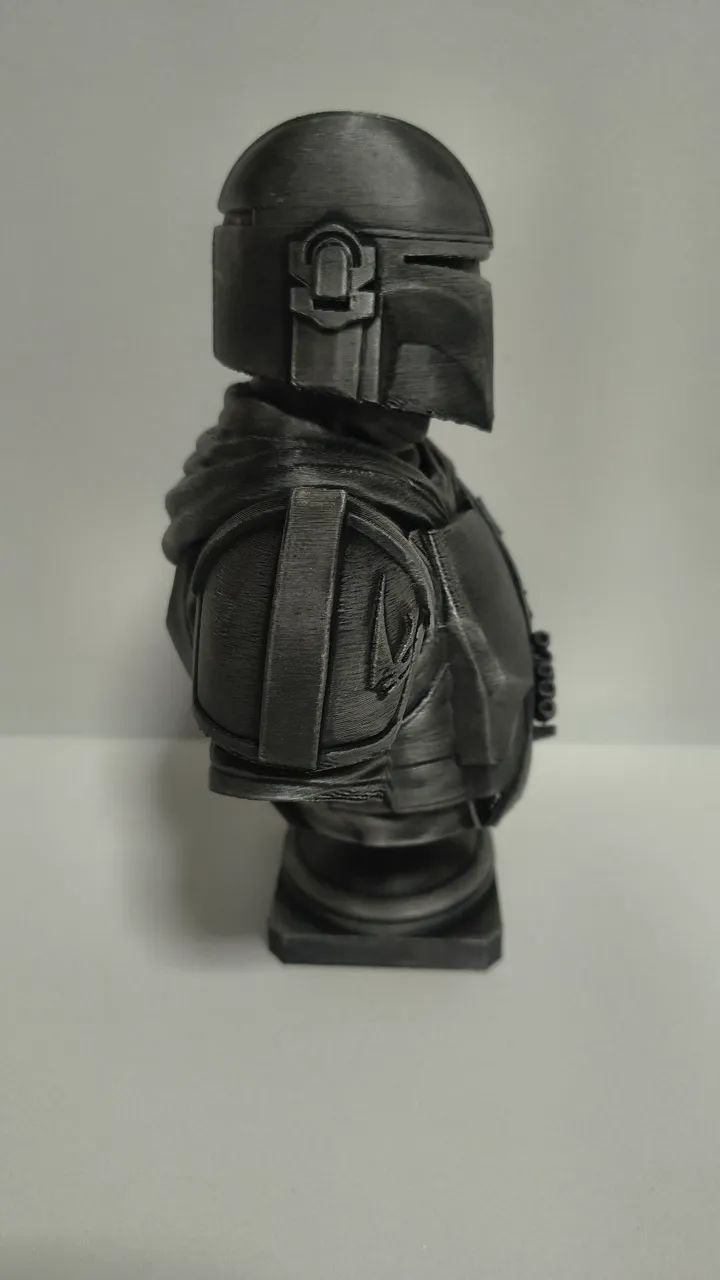 Busto Mandaloriano - Impressão 3D - 18cm - Foto 2