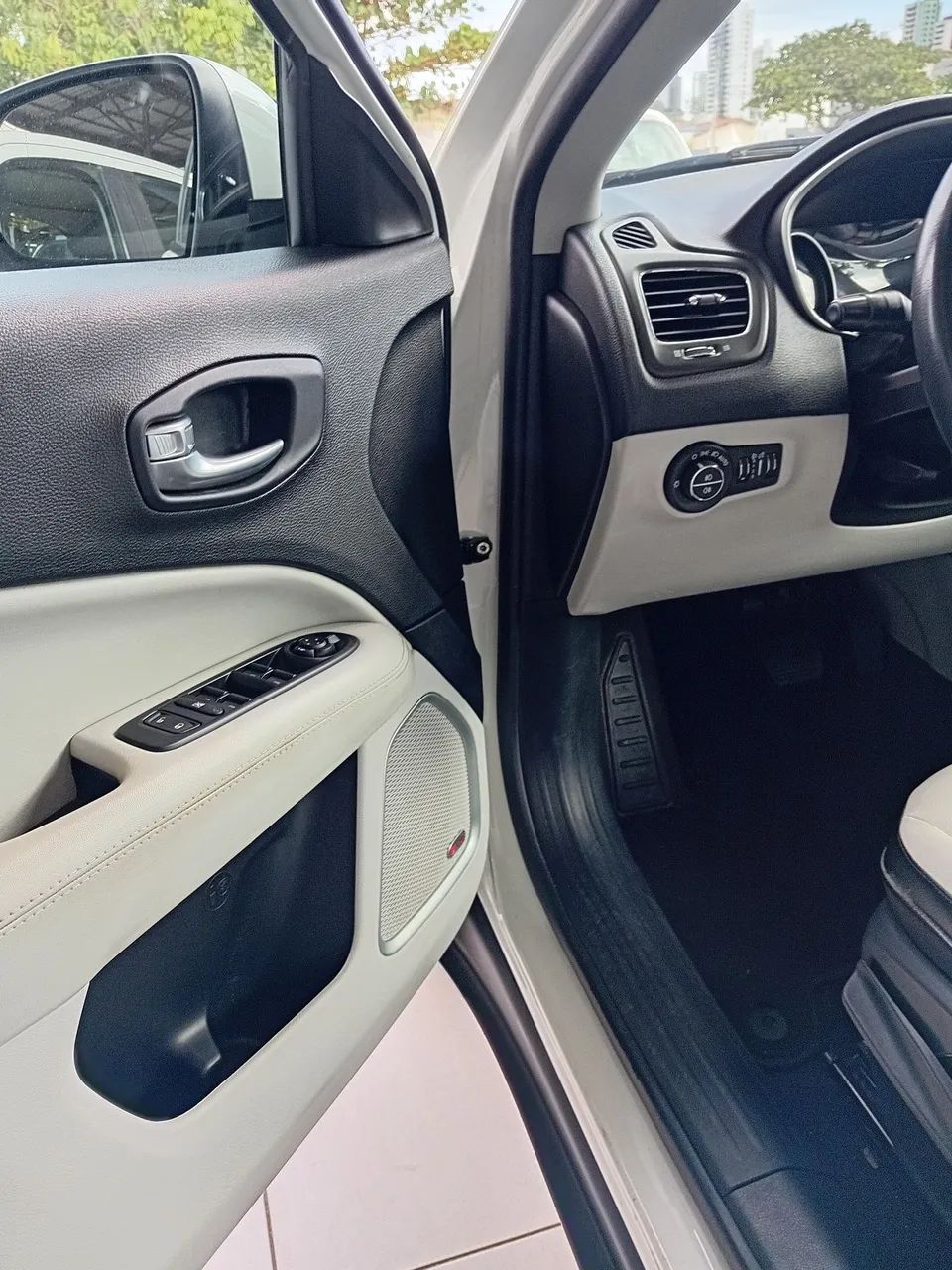 Jeep Compass Longitude 2.0 4X2 Flex 16V Aut. 2021 - Foto 5