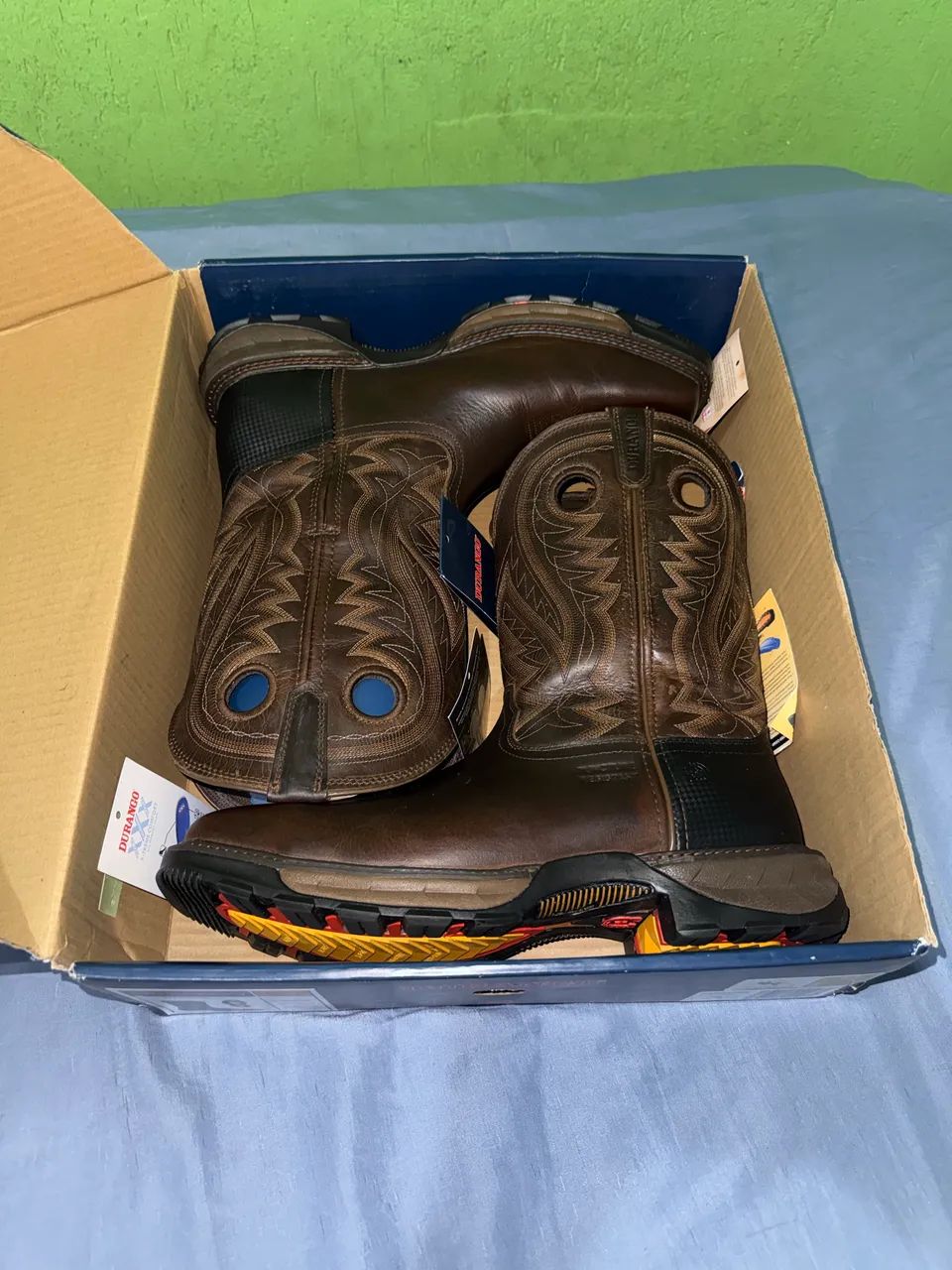Bota Durango Maverick bico de aço ( usada máximo 2 vezes ) - Foto 4