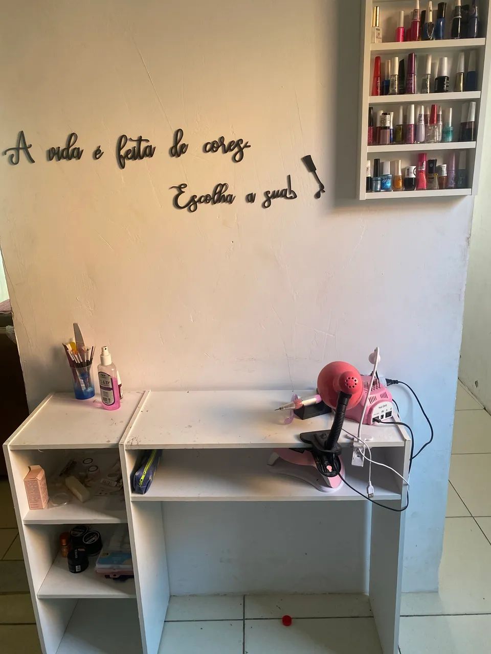 Mesa manicure + porta esmalte  - Foto 3