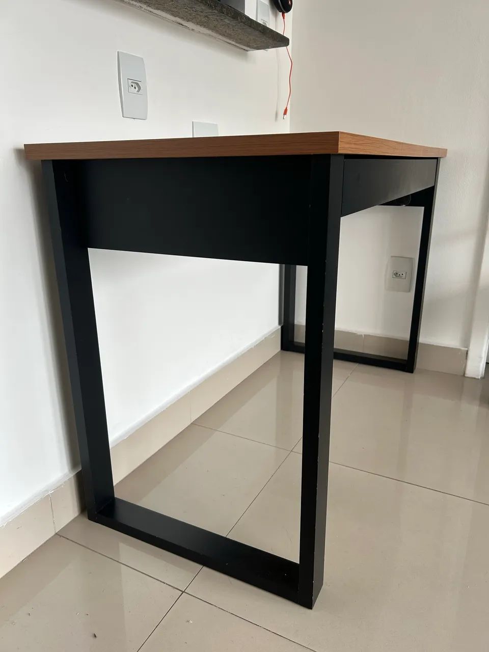 Escrivaninha/ Mesa de escritório - Foto 4