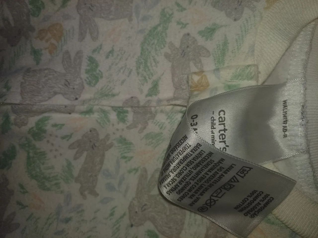 1 vestido Milon de ursinhos + 1 macacão Carters de coelhinho,  semi-novos. - Foto 6