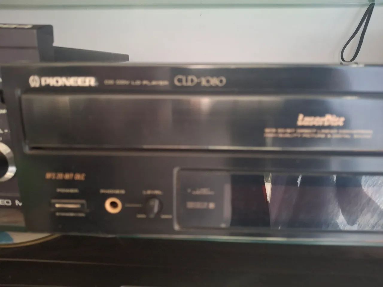 Aparelho Disc Laser Pioneer CLD 1080 - Foto 2